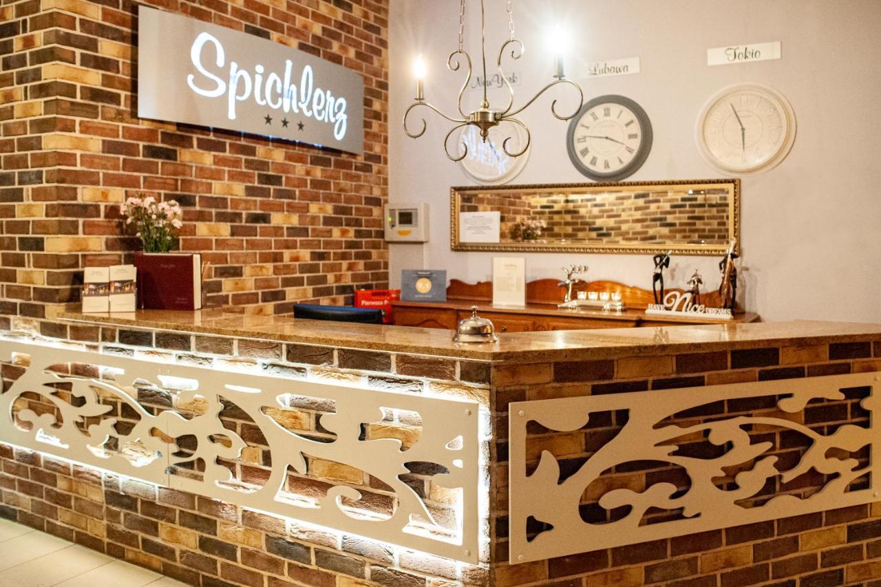 Hotel Spichlerz Lubawa エクステリア 写真