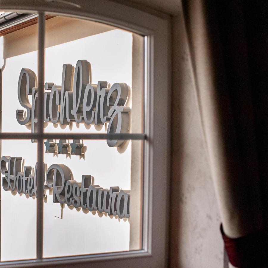 Hotel Spichlerz Lubawa エクステリア 写真